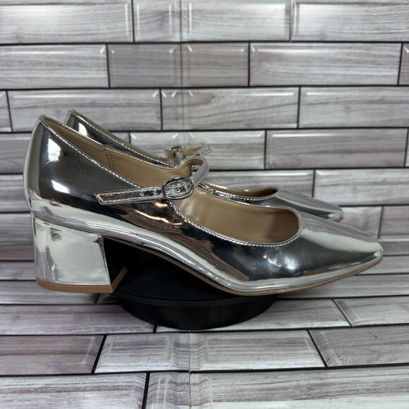 Steve Madden Women's Silver Hawke Round Toe Mary Jane Pumps Shoe‎ Size 7.5-NEW - Picture 1 of 9